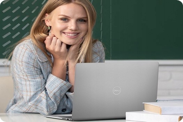 Mua Máy tính xách tay _DELL 15 DC15250 i5hoặc Máy tính xách tay Dell 15 DC15250 i7 tặng 1 Ba lô Dell 14-16 EcoLoop-CP3724